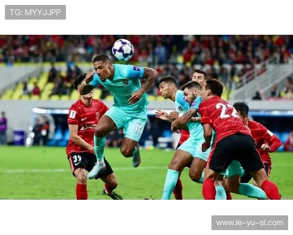 裁判判罚引发广泛争议，业内专家热议公平性与透明度