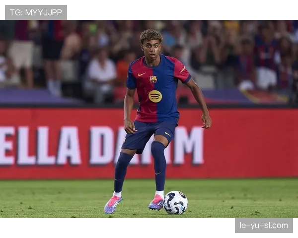 西班牙新星亚马尔16岁闪耀赛场 天才少年引全球瞩目 西班牙新星亚马尔16岁闪耀赛场 天才少年引全球瞩目