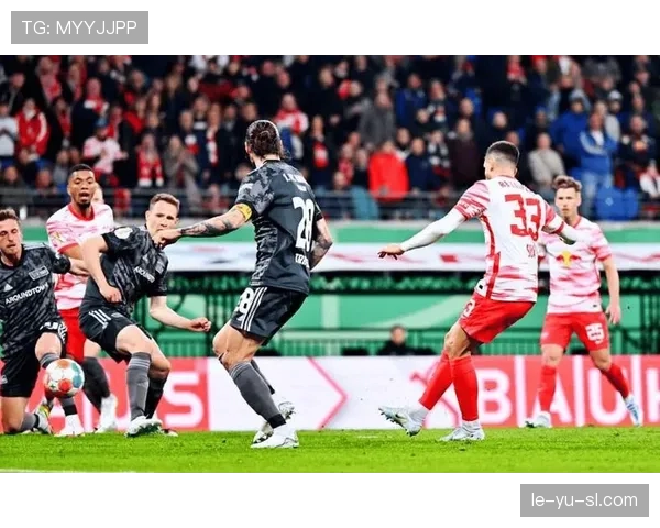 弗赖堡火力全开，近期稳健表现引关注