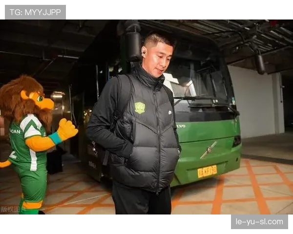 北京国安门将侯森