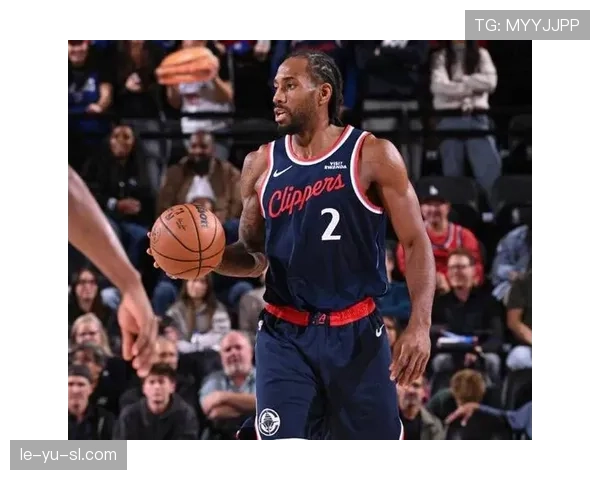 伦纳德突破拉开防守与库里对比展现关键得分能力提升