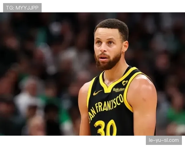 库里三分效率对比生涯提升，挡拆造威胁带动勇士快攻